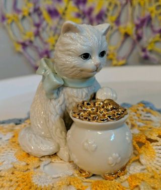 Ceramic Porcelain Lenox White Lucky Irish Cat Figurine Statue