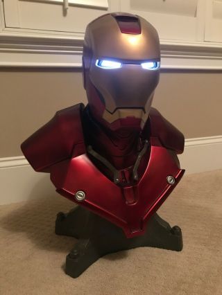 Iron Man Mk Iii (mark 3) Life - Size Bust 1:1 Scale Sideshow Collectibles