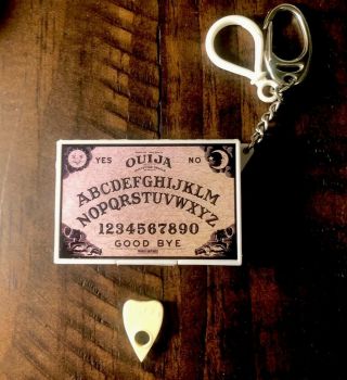 Vintage Ouija Board Keychain 1998 Hasbro Basic Fun Mini Board Game W/ Planchet