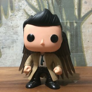 Funko Pop Supernatural 95 Hot Topic Exclusive Castiel With Wings Loose