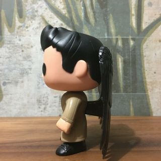 Funko Pop Supernatural 95 Hot Topic Exclusive Castiel with Wings Loose 2