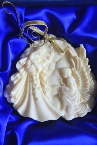 The Millenium Ornament Limited Edition By Roman The Annunciation Second Issue