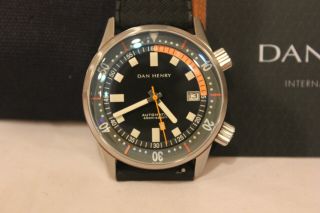 Limited Edition Dan Henry 1970 Vintage Divers Watch - W/ Case