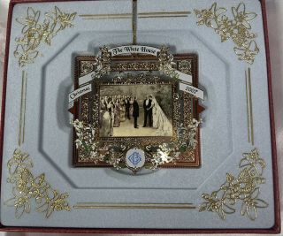 2007 White House Christmas Ornament Historical Association Presidential Wedding
