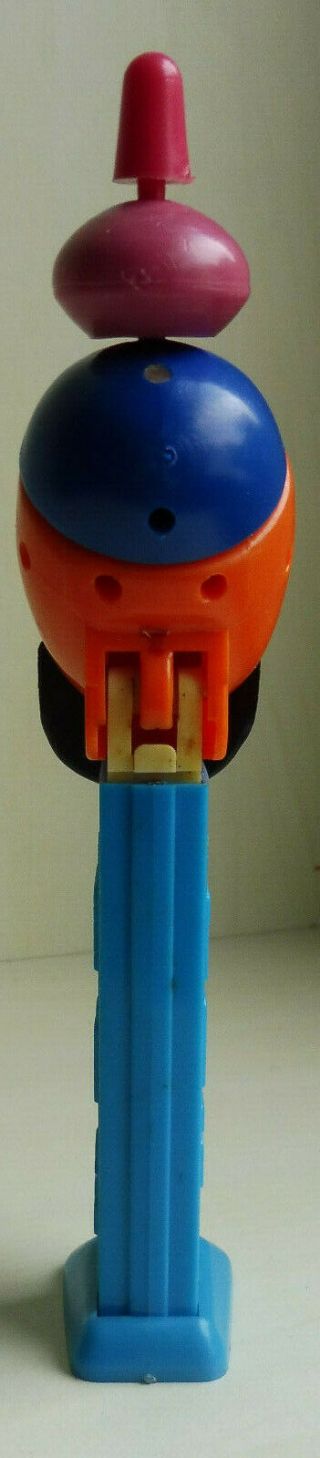 PEZ MAKE A FACE WITH SOME PARTS MISSING 3