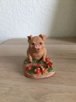 June Sears Terra Cotta Pig With Tomatoes Figurine Collectable Pigs Piglet Cute