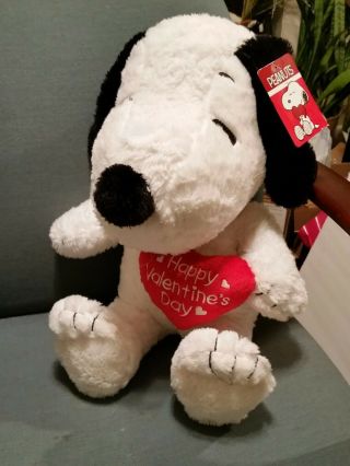 Peanuts Large 18” Plush Snoopy With Happy Valentine 