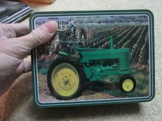 John Deere Pocket Watch & Knife In Collectible Tin Tractor Corn