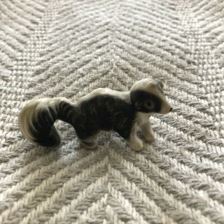Vintage Miniature Tiny Baby Skunk Ceramic Figurine Small Shadow Box Trinket Euc