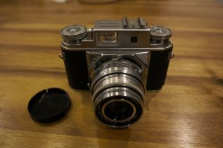 Voigtlander Prominent Ii Vintage Camera With Dynaron 4.  5/100 Lens Near