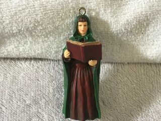 Christmas Ornament Colonial Williamsburg Caroller Woman Green Cape Singing From