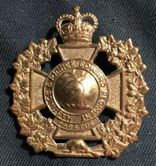 Hastings & Prince Edward Regiment Cap Badge Canadian