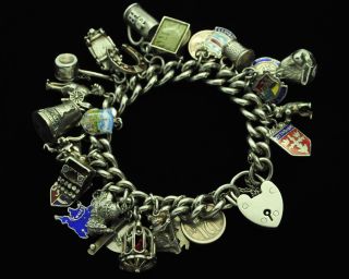Heavy Vintage 925 Sterling Silver Charm Bracelet With 28 Charms & Heart Padlock