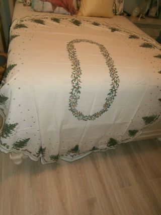 Christmas Tablecloth - Cuthbertson & Spode Styles - 62 " X 81 " Oval - Muted Tones