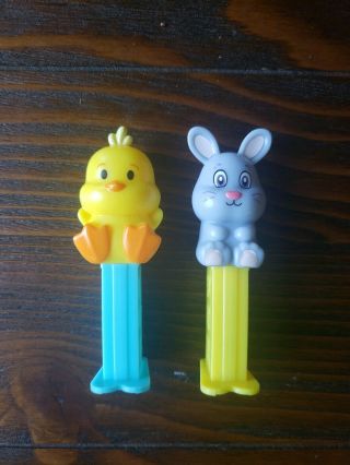 2 Small Short Easter Themed Chick Bunny Rabbit Pez Candy Dispensers