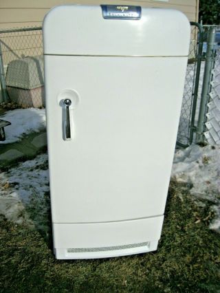 Vintage 1950 Frigidaire Refrigerator