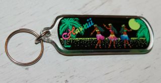 Vintage Hawaiian Keychain With Hula Dancers - Hawaii Souvenir Key Chain