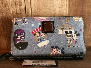 Disney Dooney And Bourke Mickey Minnie Attractions Rides Hipster Wallet Dumbo 4