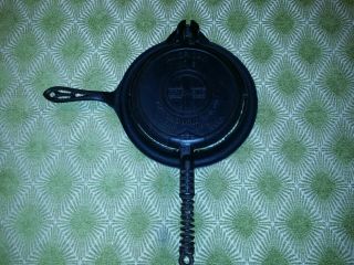 Griswold American Cast Iron Waffle Maker 8 Patent Dec 1,  1908 885/886