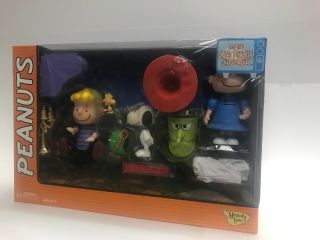 Peanuts Memory Lane Its The Great Pumpkin Charlie Brown Set Sally/lucy