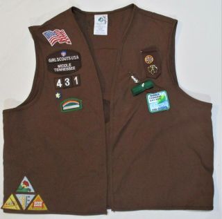 Girl Scouts Brown Brownie Vest Size Medium W/ Patches & Badges & Pins Large Plus