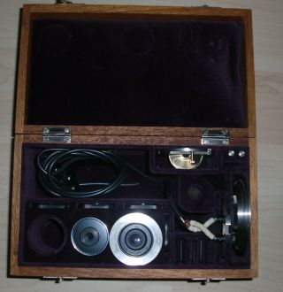 Ernst Leitz Wetzlar Box With Polarisation Parts Index For Use With Ut Universal