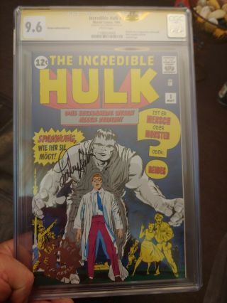 The incredible hulk 1 CGC SS 9.  6 German Edition signed by Lou Ferrigno 1st Hulk 2