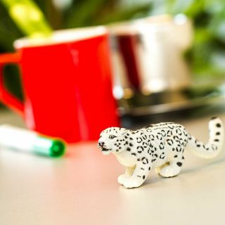 Wild Safari Wildlife Snow Leopard Safari Ltd Animal Educational Toy Figure
