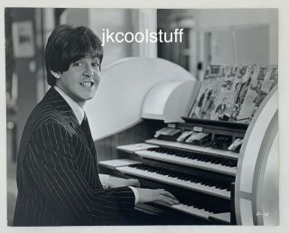 Vintage PAUL MCCARTNEY THE BEATLES 1965 HELP PHOTO Publicity Press ORGAN PIANO 2