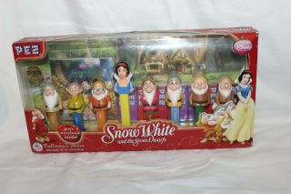 Snow White And The Seven Dwarfs Pez® Limited Edition Gift Set Collector 