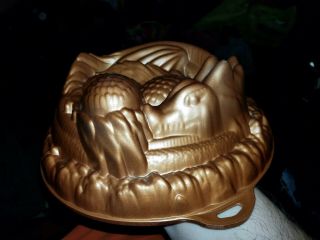Game Of Thrones Thinkgeek Dragon And Eggs Cake Pan Mold 3