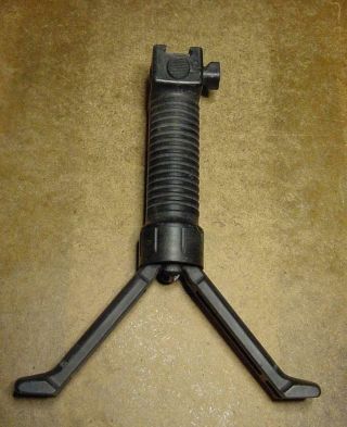 Us Military G.  P.  S.  Tactical Forend Grip Bipod