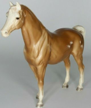 Breyer Horse,  GLOSSY PALOMINO Family Arabian Mare,  Pre - 1970,  Traditional 2