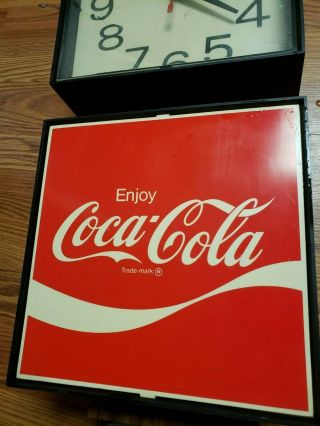 Vintage 1970s COCA - COLA Coke Wall Clock Advertising Sign Model G018 2
