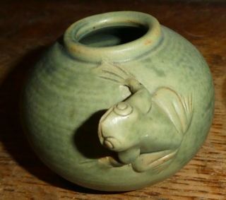 Green Small Hand Crafted Pottery Vase With Figural Frog 2 " Po13