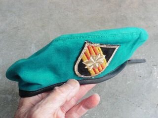1972 South Vietnam Army 5th Special Forces Green Beret W Lt Colonel Flash