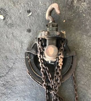 Vintage Wright 1 1/2 ton chain Screw hoist 2