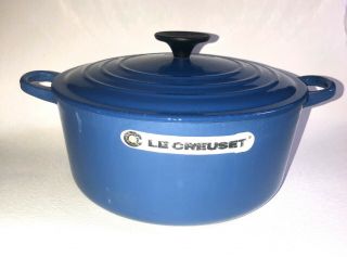 Le Creuset 24 5.  5 Qt Dutch Oven Enameled Cast Iron Cookware France Blue