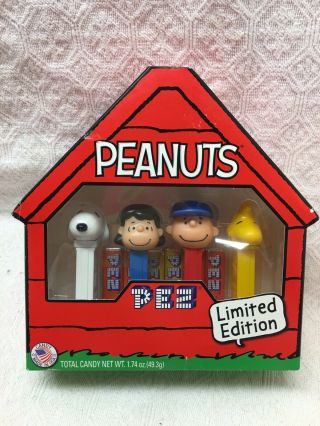 Pez Dispensers 2015 Peanuts Limited Edition Pez Set In Red Dog House Box