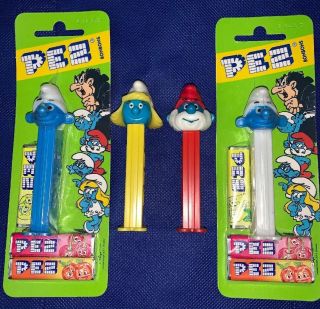 Pez - Smurfs Older Style Dispensers Set Of 4 - Papa,  Smurfette,  White,  Blue