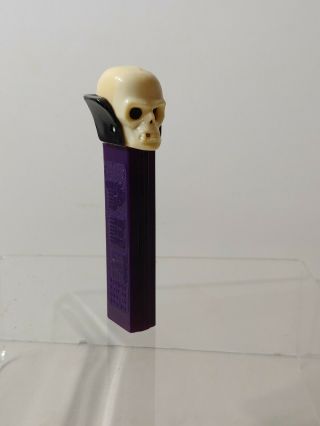Vintage Pez Dispenser No Feet Dr.  Skull Purple Made In Austria Pat.  2,  620,  061