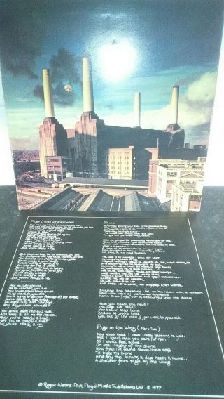 Pink Floyd - Animals.  Vinyl Lp Album.  Harvest Records.  Gatefold Sleeve.