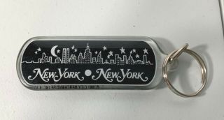 York City Souvenir Acrylic Keychain Key Ring Vintage Skyline Twin Towers