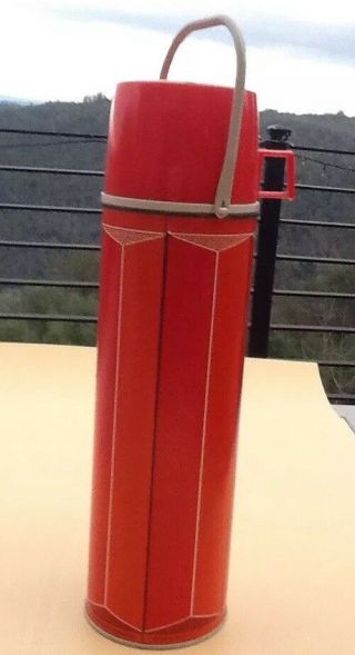 Vintage 1974 King - Seeley Tall Thermos Bottle 2410 Red W/ Handle And Cup