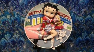 Betty Boop 3d Limited Edition Plate " At The Drive - In " The Danbury A698