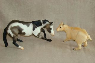 Breyer Cutting Horse & Blonde Cow/calf No.  3355 Western Performance Series