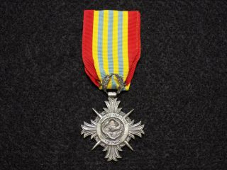 Vietnam War South Vietnam Armed Forces Honor Medal Of Merit 2nd Class