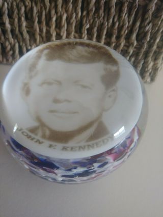 Vintage 1963 President John F Kennedy Photo Signed Jg Art Glass Paperweight Jfk