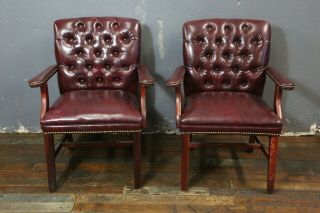 Set Of 2 Tufted Button Leather Chairs Vintage Oxblood Office Study Library Loft