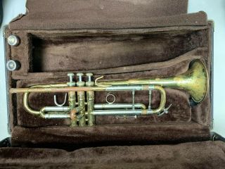 Vintage (1980) Vincent Bach Stradivarius B - flat Trumpet 2